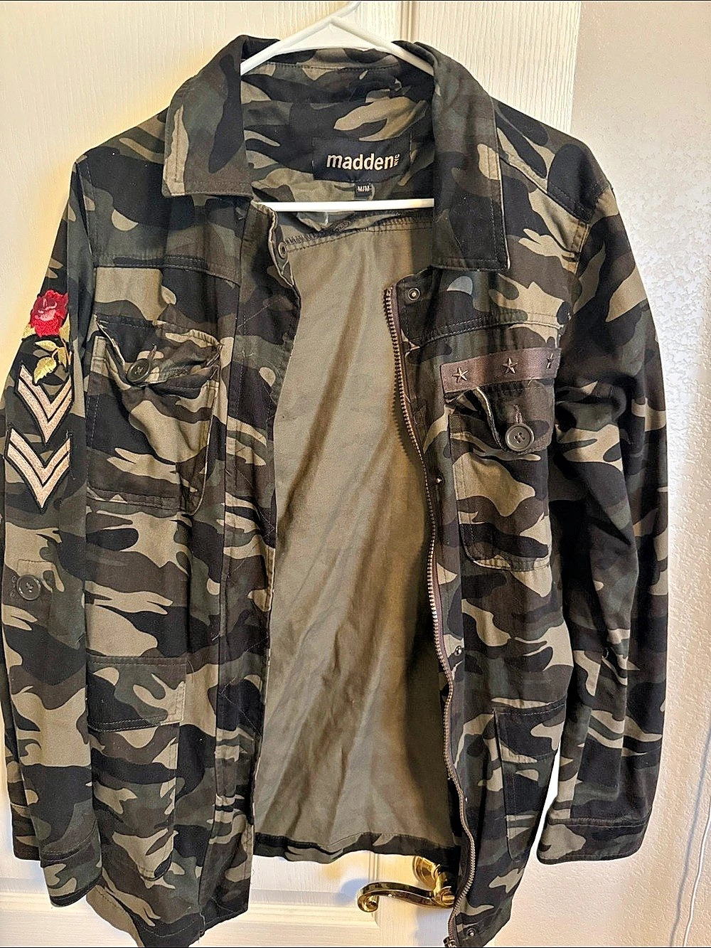 madden NYC Women's Camo Utility Jacket Size Medium Like New